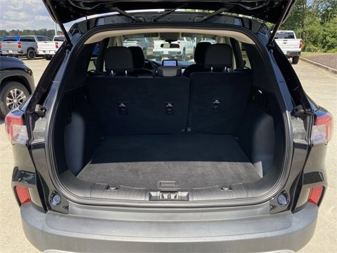 Used 2020 Ford Escape SE image 32