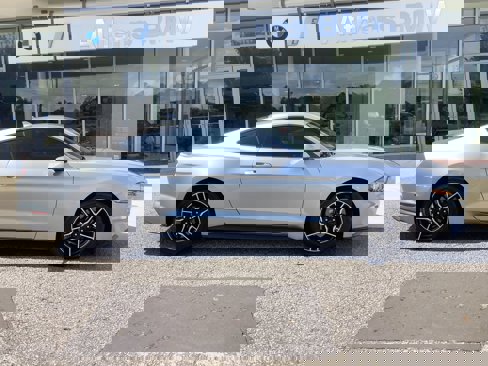 Used 2020 Ford Mustang Premium image 9