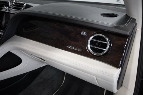 Used 2023 Bentley Bentayga Extended Wheelbase image 54