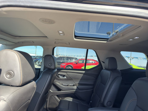 Used 2019 Chevrolet Traverse RS image 18