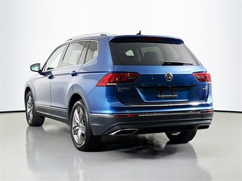 Used 2018 Volkswagen Tiguan SEL Premium image 5