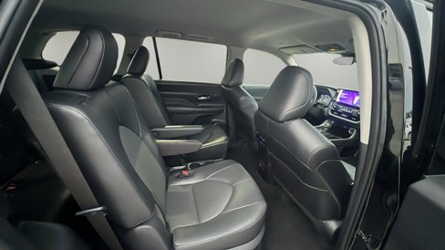 Used 2024 Toyota Grand Highlander XLE image 14