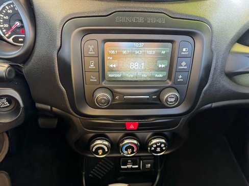 Used 2016 Jeep Renegade Sport w/ Power & Air Group image 14