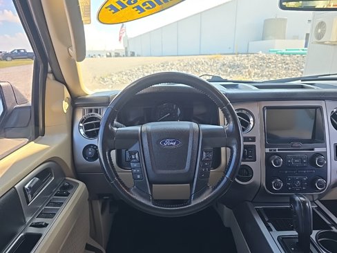 Used 2017 Ford Expedition EL XLT w/ Equipment Group 202A image 2
