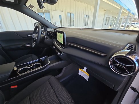 New 2025 Chevrolet Equinox LT w/ Safety and Technology Package image 28