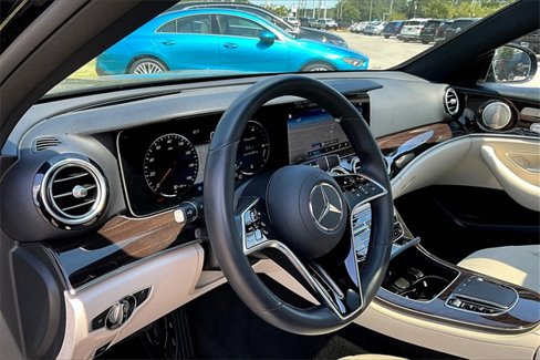 Certified 2022 Mercedes-Benz E 350 Sedan image 17