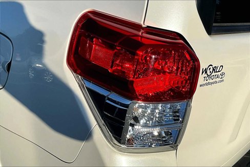 Used 2012 Toyota 4Runner SR5 image 26