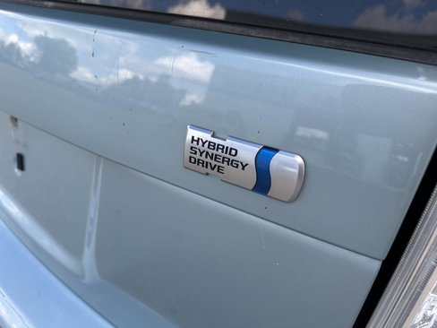 Used 2015 Toyota Prius Three image 6