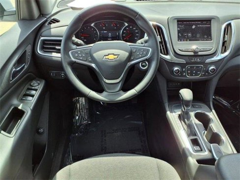 Used 2023 Chevrolet Equinox LT image 4