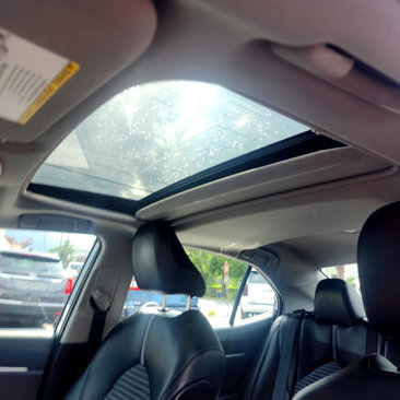 Used 2023 Toyota Camry SE image 9