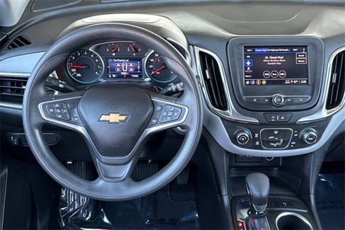 Used 2022 Chevrolet Equinox LT image 16