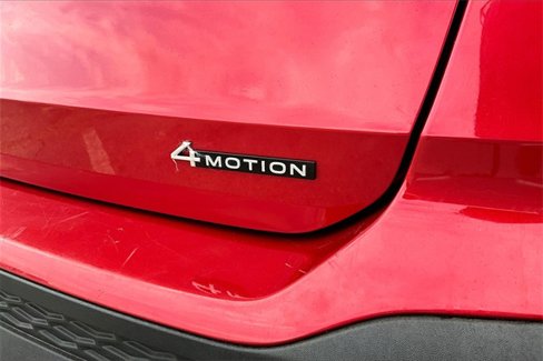 Used 2022 Volkswagen Taos SE image 24
