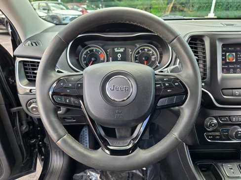 Used 2021 Jeep Cherokee Latitude Plus image 31