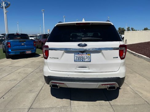 Used 2017 Ford Explorer Platinum image 31