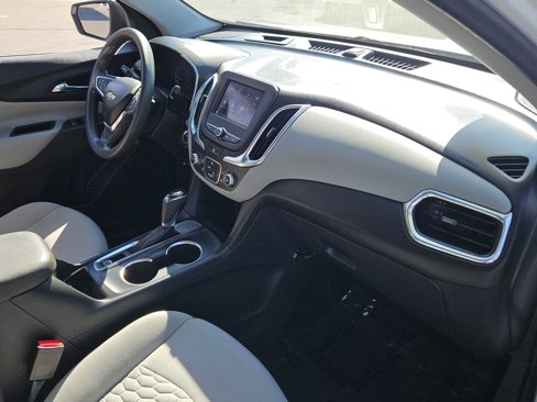 Used 2020 Chevrolet Equinox LS image 22