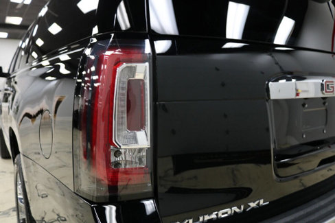 Used 2015 GMC Yukon XL Denali w/ Touring Package image 14