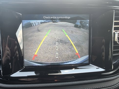 Used 2022 Dodge Durango GT image 35