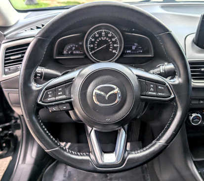 Used 2017 MAZDA MAZDA3 Touring image 20