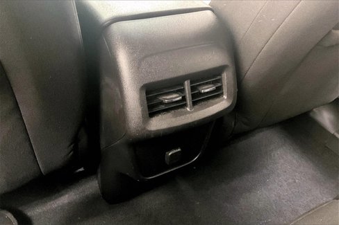 Used 2018 Chevrolet Equinox LT image 25