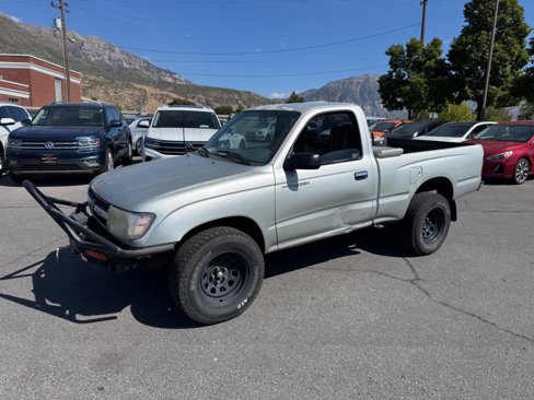 Used 2000 Toyota Tacoma 2WD Regular Cab image 1