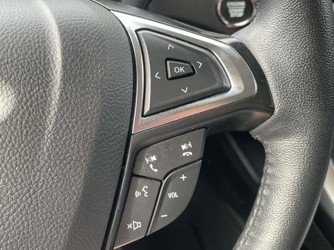 Used 2024 Ford Edge SEL image 23