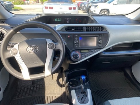 Used 2012 Toyota Prius C Three image 7