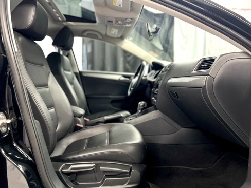 Used 2015 Volkswagen Jetta SE image 23