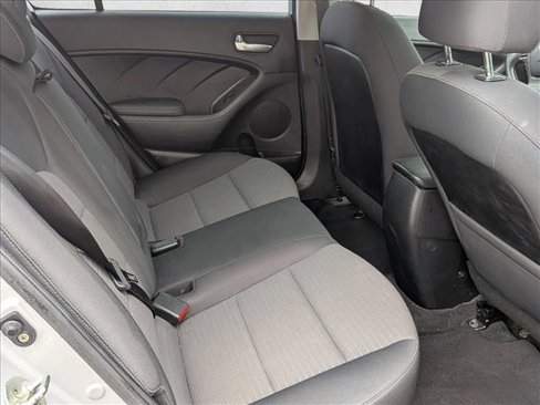 Used 2018 Kia Forte LX w/ LX Popular Package image 15