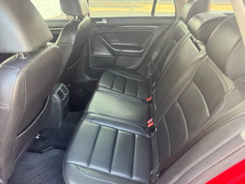 Used 2012 Volkswagen Jetta TDI image 22
