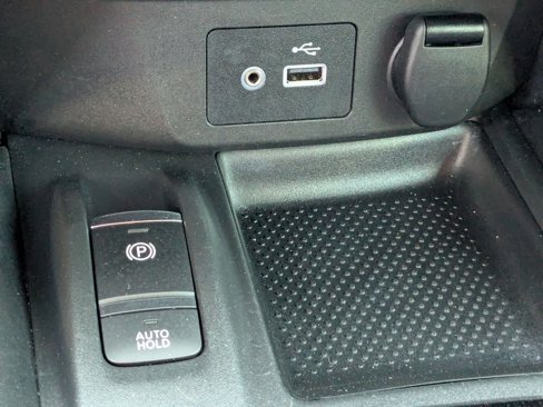 Used 2019 Nissan Rogue SL image 26