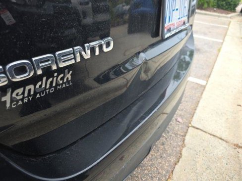 Used 2015 Kia Sorento EX w/ EX V6 Touring Package image 12