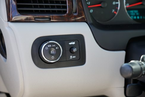 Used 2012 Chevrolet Impala LTZ image 16
