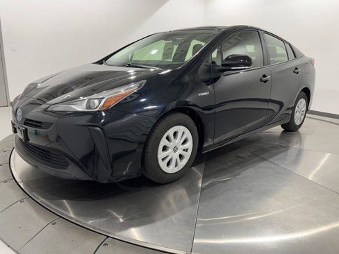 Certified 2019 Toyota Prius L Eco image 1