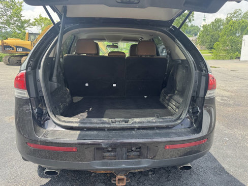 Used 2014 Lincoln MKX AWD w/ Equipment Group 101A image 8