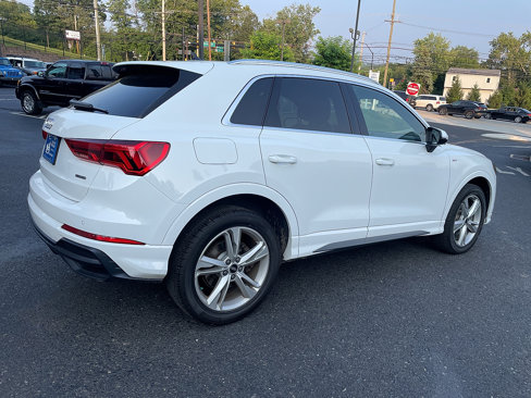 Used 2021 Audi Q3 2.0T Premium w/ Convenience Package image 4