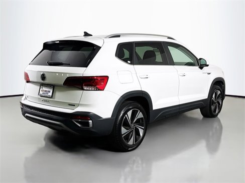 Used 2023 Volkswagen Taos SE image 7