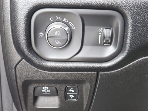 Used 2021 RAM 1500 Lone Star image 24