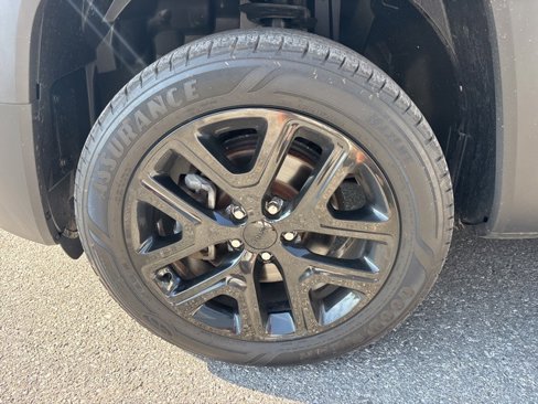 Used 2017 Jeep Renegade Altitude image 17