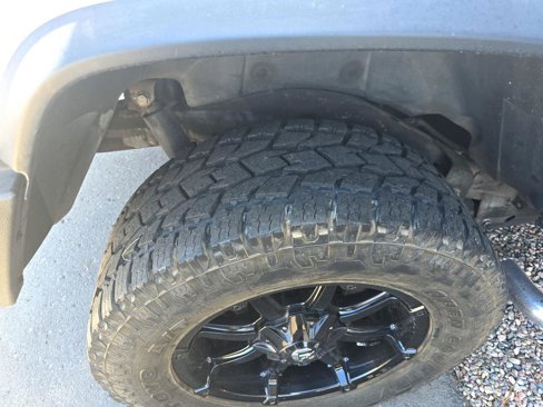 Used 2005 HUMMER H2 w/ Preferred Equipment Group image 38