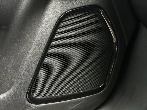Used 2022 Jeep Compass Limited image 20