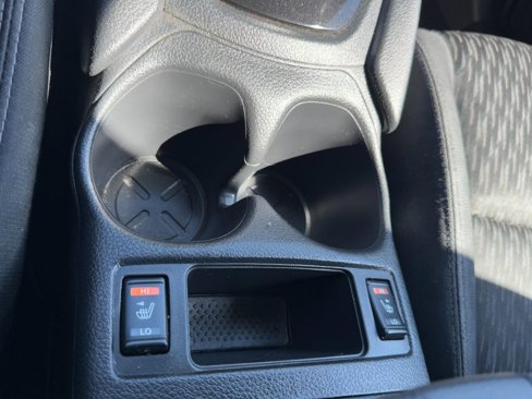 Used 2018 Nissan Rogue SV image 18
