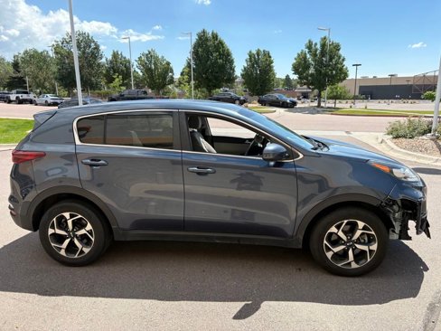 Used 2022 Kia Sportage LX image 6