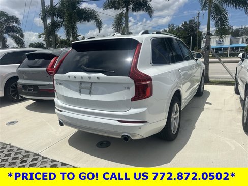 Used 2018 Volvo XC90 T5 Momentum image 3