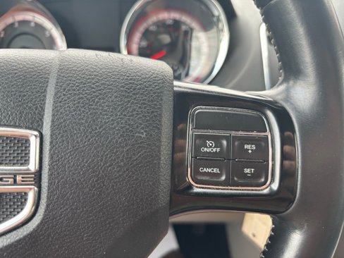 Used 2019 Dodge Grand Caravan SXT image 29