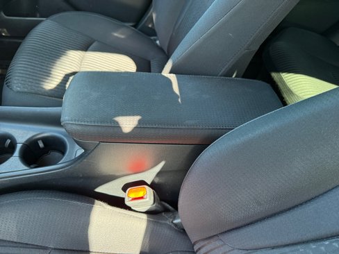 Used 2018 Toyota Prius Four image 14