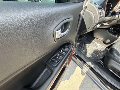 Used 2018 Jeep Compass Trailhawk w/ Popular Equipment Group image 13