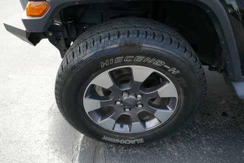Used 2018 Jeep Wrangler Unlimited Sahara image 10