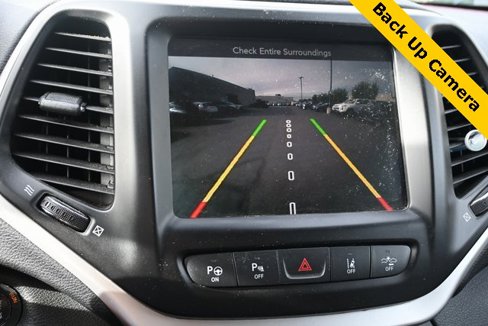 Used 2014 Jeep Cherokee Trailhawk w/ Technology Group image 3