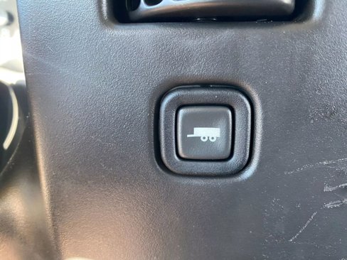 Used 2012 Chevrolet Express 2500 w/ Cold Climate Package image 18