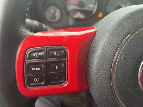 Used 2016 Jeep Wrangler Unlimited Sahara image 18